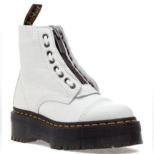 Almost New Dr Martens SINCLAIR MILLED NAPPA LEATHER PLATFORM BOOTS